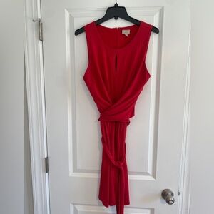 Banana republic red Issa London stretch dress. Keyhole neck and waist tie. 14.